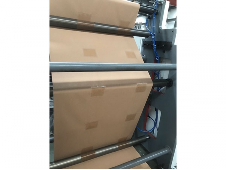 Blockbodenbeutelmaschine Maschine zur Herstellung von Papierbeuteln mit Sichtfenster