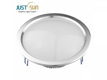 LED-Einbauleuchte mit der Abdeckung in Milchfarbe