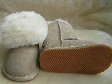 Schneeschuhe aus Schaffell <small>(für Kinder)</small>